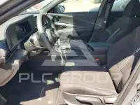 2026 Hyundai Elantra фото