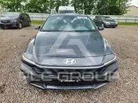 2026 Hyundai Elantra photo