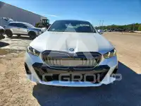 2027 BMW 540 фото