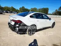 2027 BMW 540 фото