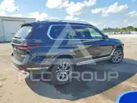 2027 BMW X7 photo