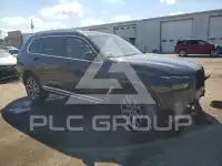 2027 BMW X7 photo