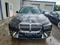 2027 BMW X7 фото