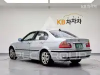 2001 BMW 330