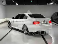 2010 BMW 330