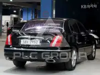 2010 KIA Opirus