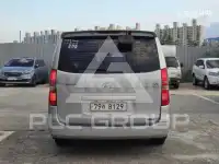 2010 Hyundai Starex