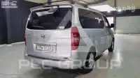 2010 Hyundai Starex