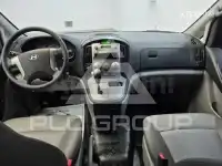 2010 Hyundai Starex