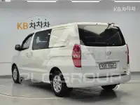 2010 Hyundai Starex