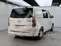 2010 Hyundai Starex