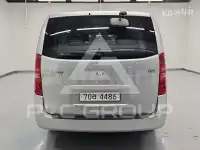 2010 Hyundai Starex