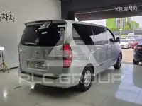 2010 Hyundai Starex
