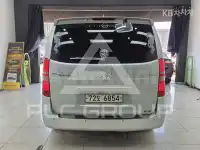 2010 Hyundai Starex
