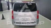 2010 Hyundai Starex