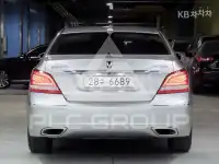 2010 Hyundai Equus