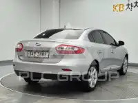 2010 Renault SM3