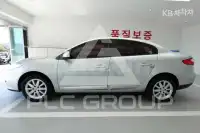 2010 Renault SM3