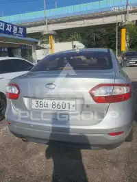 2010 Renault SM3