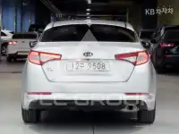 2011 KIA K5