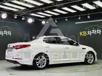 2011 KIA K5