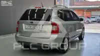 2011 KIA Carens