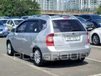 2011 KIA Carens