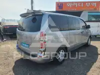 2011 Hyundai Starex