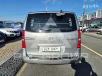 2011 Hyundai Starex