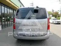 2011 Hyundai Starex