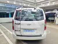 2011 Hyundai Starex