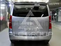 2011 Hyundai Starex