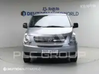 2011 Hyundai Starex