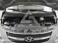 2011 Hyundai Starex