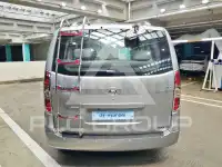2011 Hyundai Starex