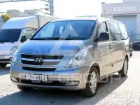 2011 Hyundai Starex