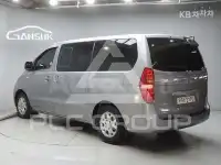 2011 Hyundai Starex
