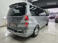 2011 Hyundai Starex
