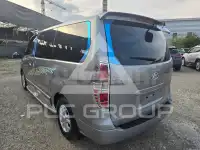 2011 Hyundai Starex