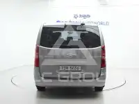 2011 Hyundai Starex