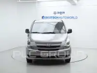 2011 Hyundai Starex