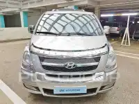 2011 Hyundai Starex