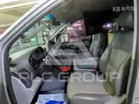 2011 Hyundai Starex
