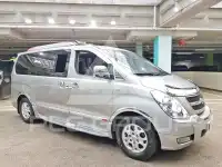 2011 Hyundai Starex