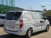 2011 Hyundai Starex
