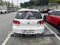 2011 Volkswagen GOLF