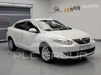 2011 Renault SM3