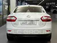 2011 Renault SM3