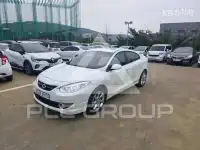 2011 Renault SM3