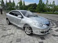 2011 Renault SM3